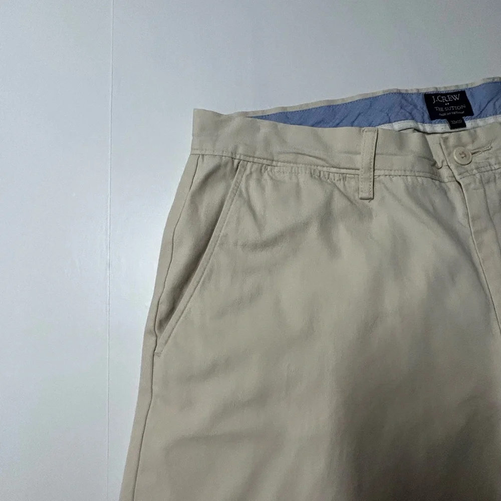 J.Crew the Sutton men’s Chino‎ pants size 33/32